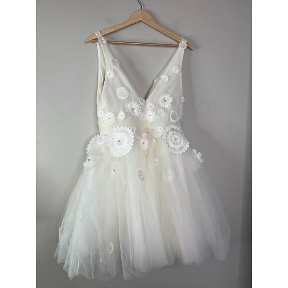 NWT Viktor & Rolf for BHLDN Petunia Floral Deep-V A-Line Mini Dress Ivory Size 6 - Picture 8 of 10